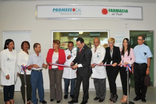 Inauguran Farmacia del Pueblo en Hospital Marcelino Vélez