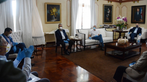 Presidente Danilo Medina encabeza reunión con Comisión de Alto Nivel para la Prevención y el Control del Coronavirus