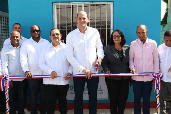PROMESE/CAL inaugura 4 Farmacias del Pueblo en distintas comunidades de la región Este del país