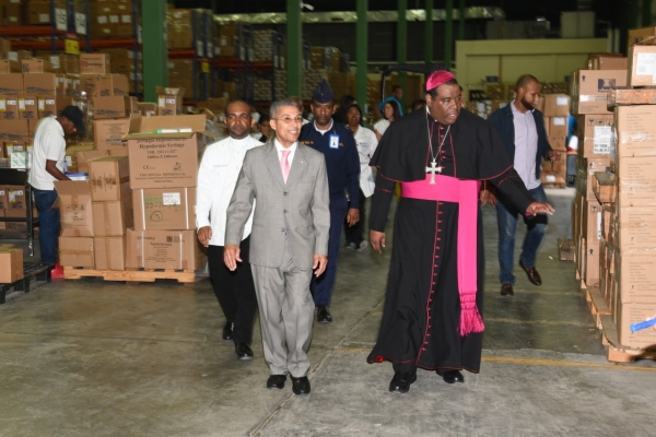Obispo resalta labor de Promese/Cal en favor de los más necesitados